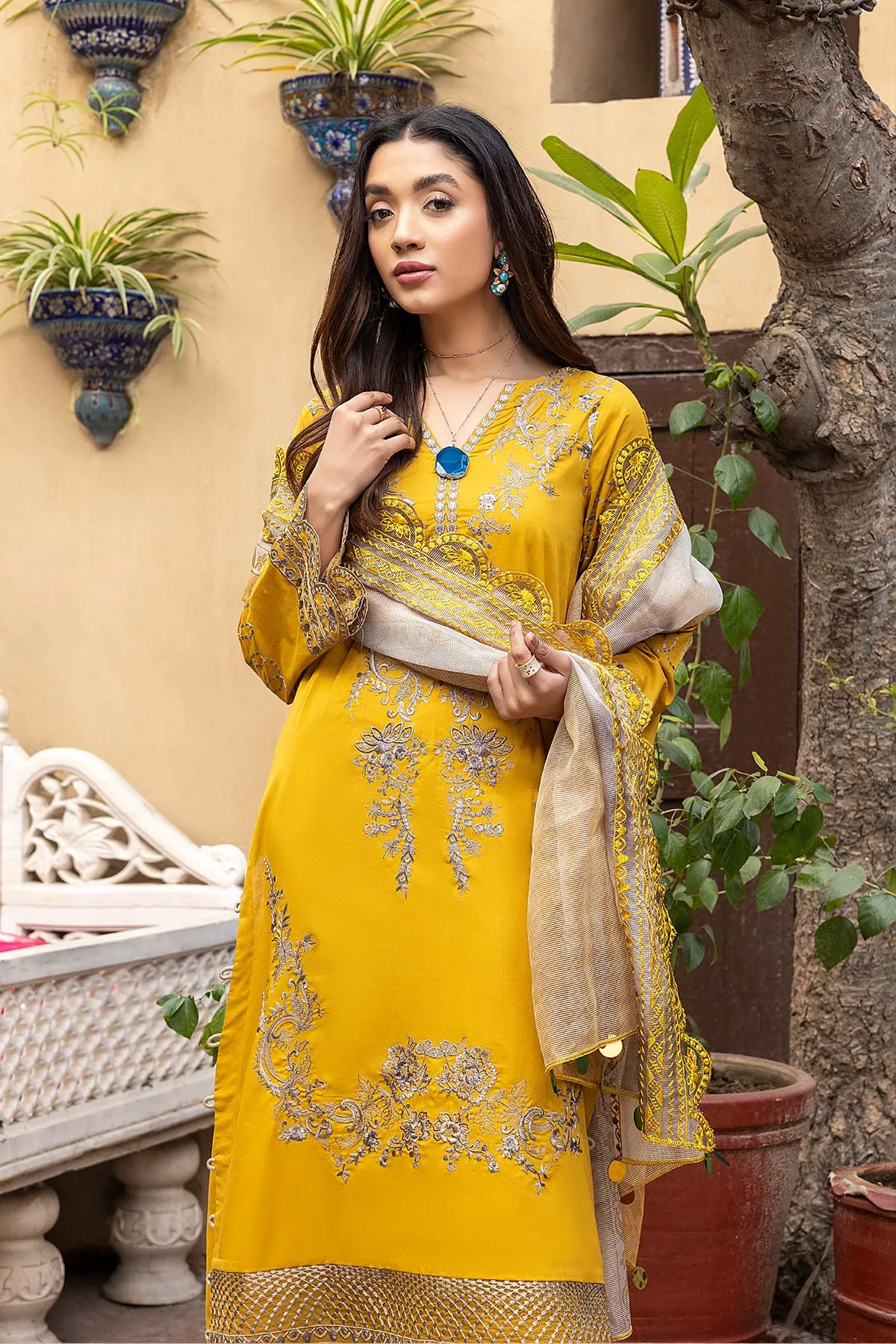 3-Pc Unstitched Embroidered Suit RM22-26