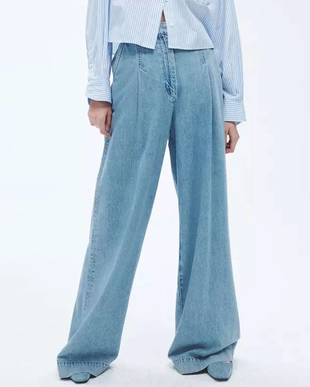 Billie Featherweight Abigail Pleated Trouser