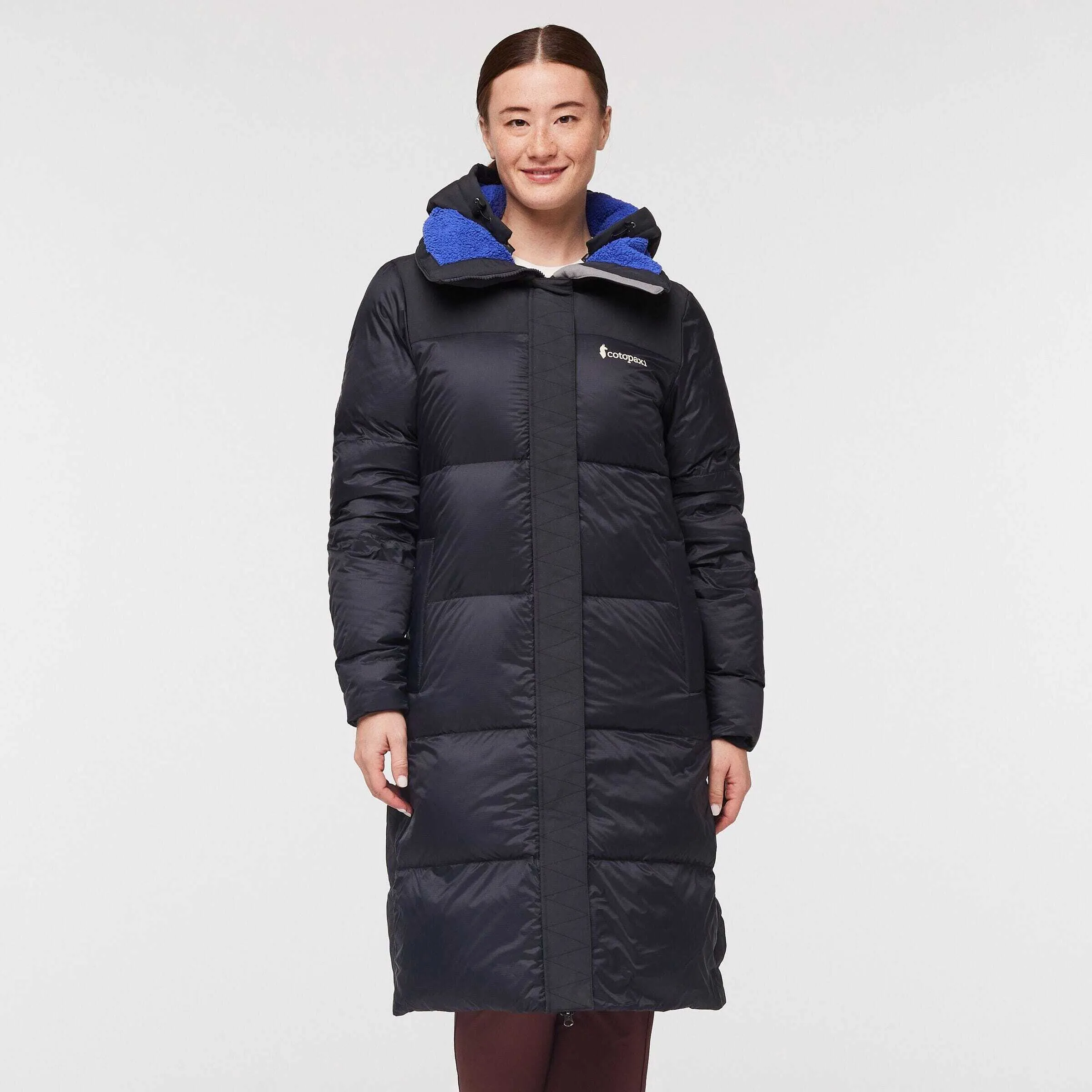 Cotopaxi Women's Solazo Down Parka, Black / S