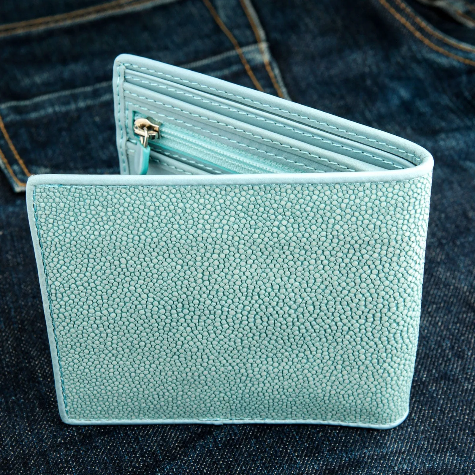 Genuine Blue Turquoise Polished Stingray Skin Leather Wallet