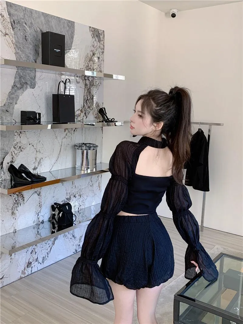 Gothic Sweet and Sexy Cropped Top - Puff Sleeve Shirt for Streetwear Fashion