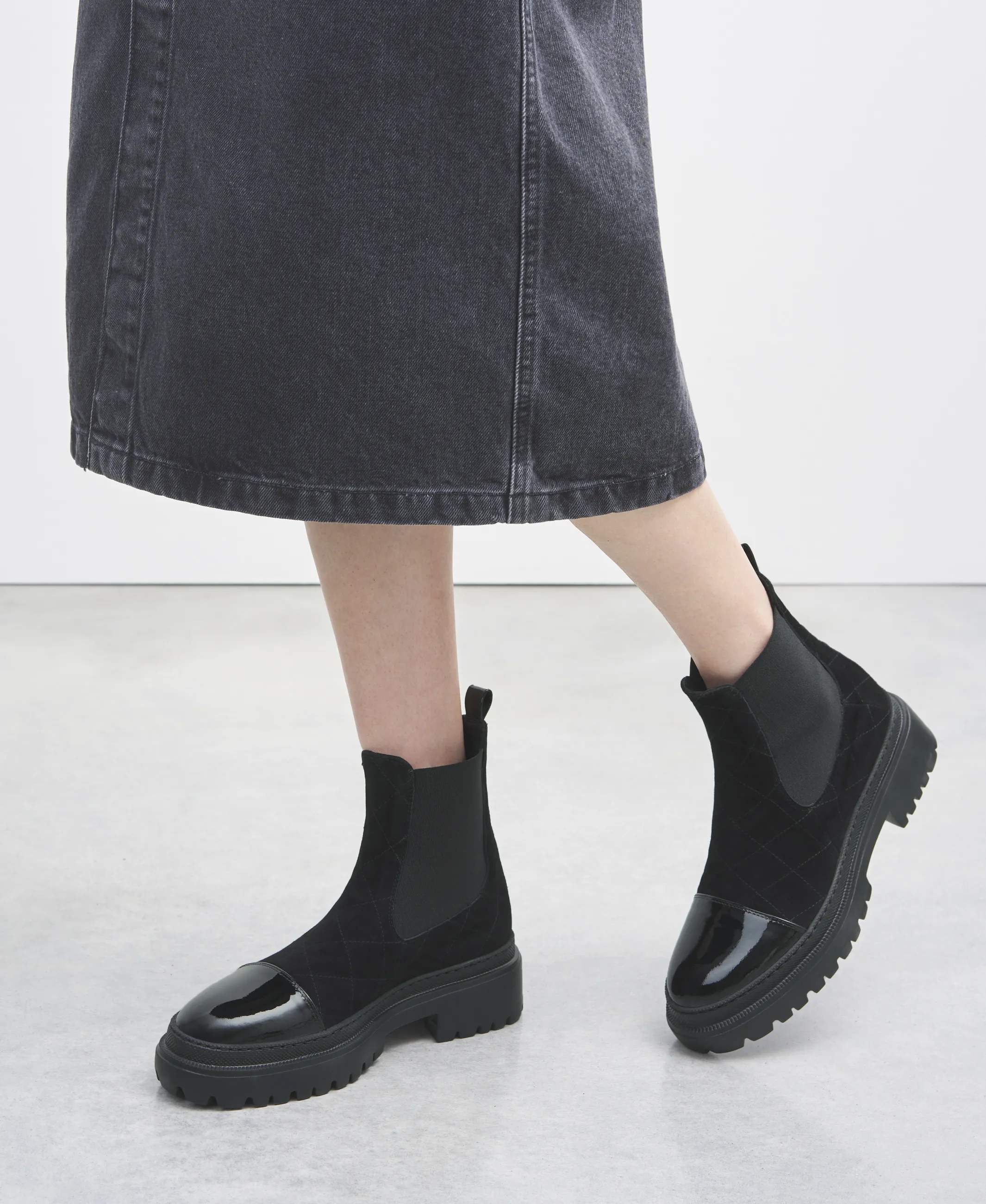 Mary Beat Quilted ankle boot