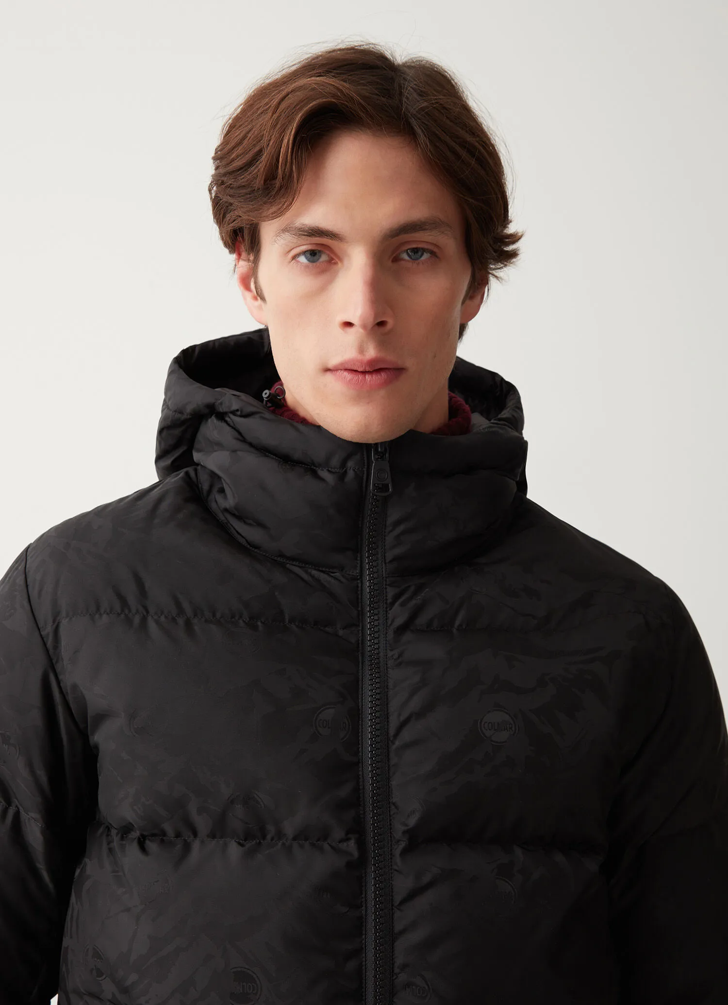 Oversized jacquard down jacket with hood-