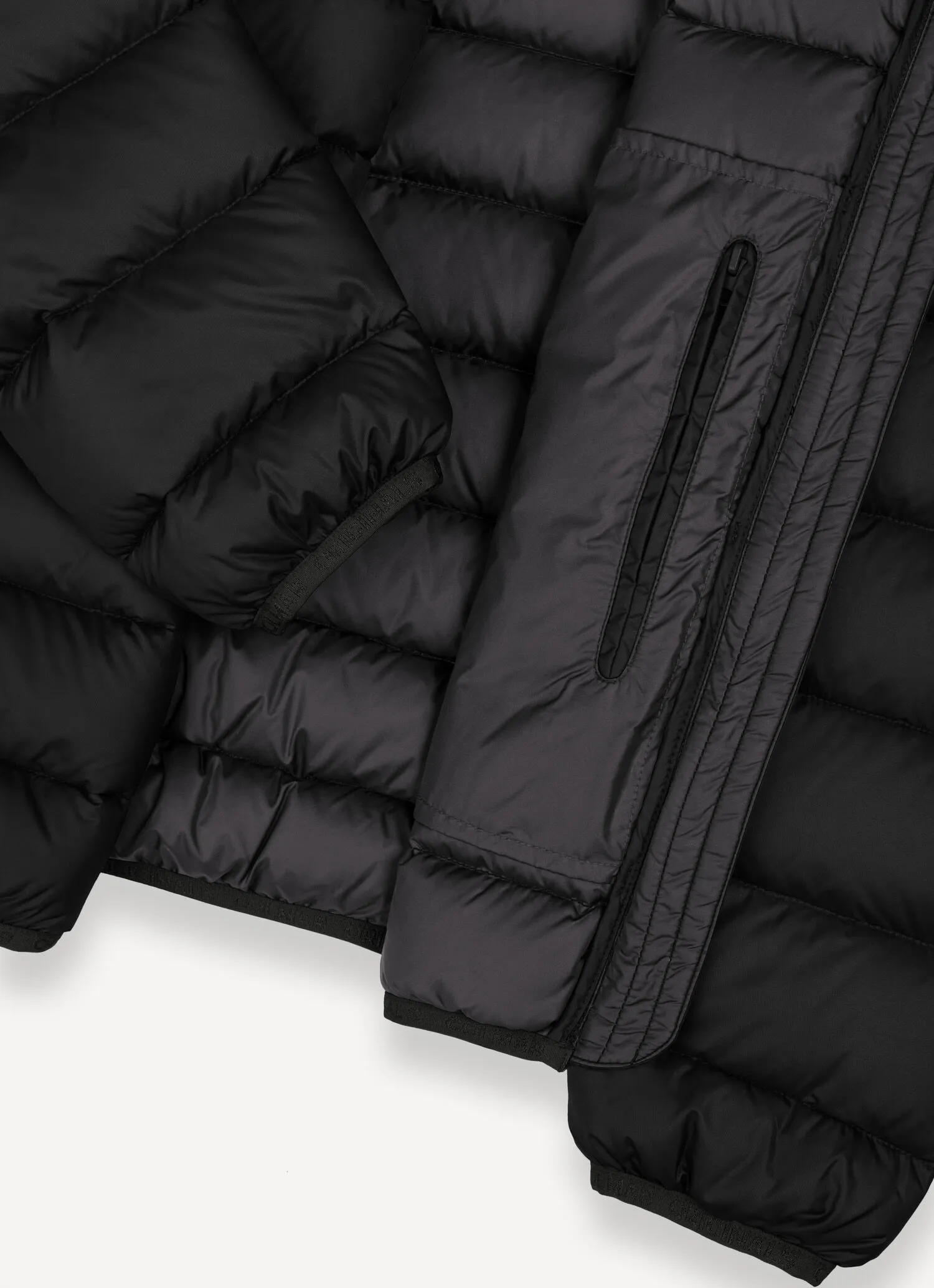 Sporty down jacket with fixed hood-