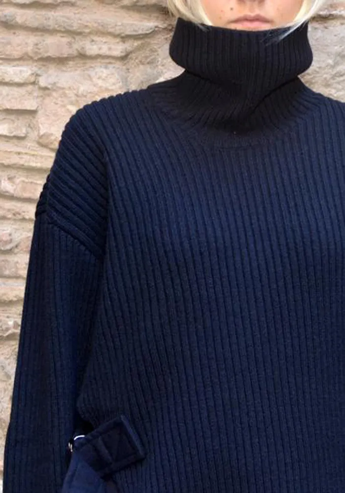 UJOH TURTLE NECK KNIT TUNIC SWEATER NAVY