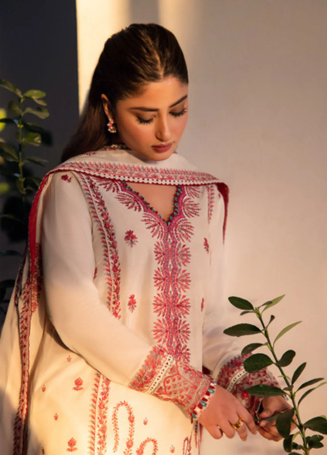 Zaha By Khadija Shah Embroidered Lawn 3 Piece Unstitched Suit ZH24EL D-9A